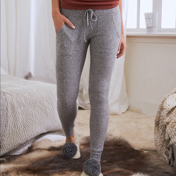 Grey Aerie Leggings - Picture 4 of 4